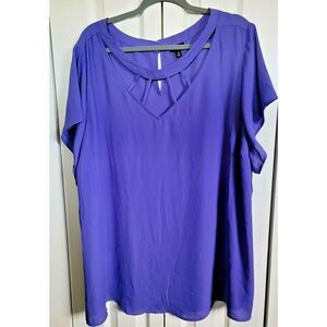 Torrid Size 5 Purple Chiffon Blouse Short Sleeve Semi Sheer 5X Cut Out Front‎